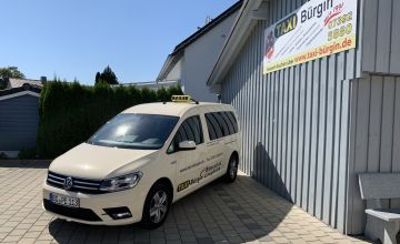 Taxi Laupheim und Biberach VW-Caddy-Maxi,-wahlweise-mit-Rollstuhlplatz und 5-Sitzen oder als 7-Sitzer